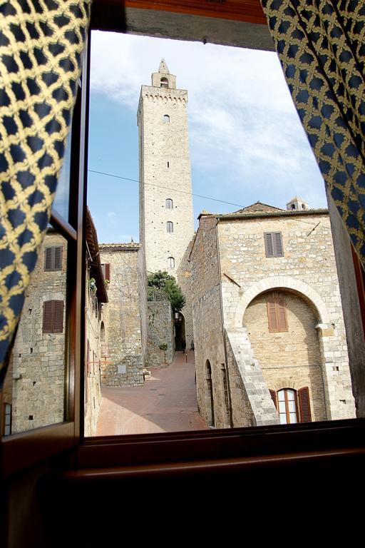 La Locanda Di Quercecchio Σαν Τζιμινιάνο Δωμάτιο φωτογραφία